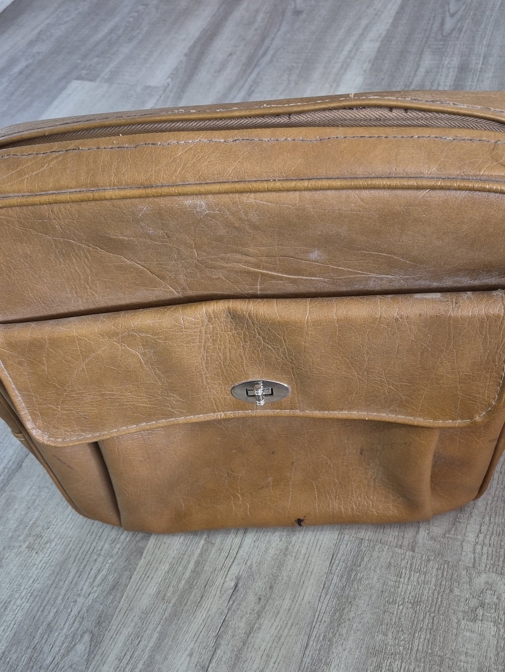 Vintage Samsonite Tan Leather Men's Briefcase/Overnight with Front Flap